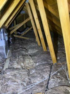 contaminated insulation removal, insualtion repair, moldy insualtion issues, Extraction Pros, commercial building insualtion repair